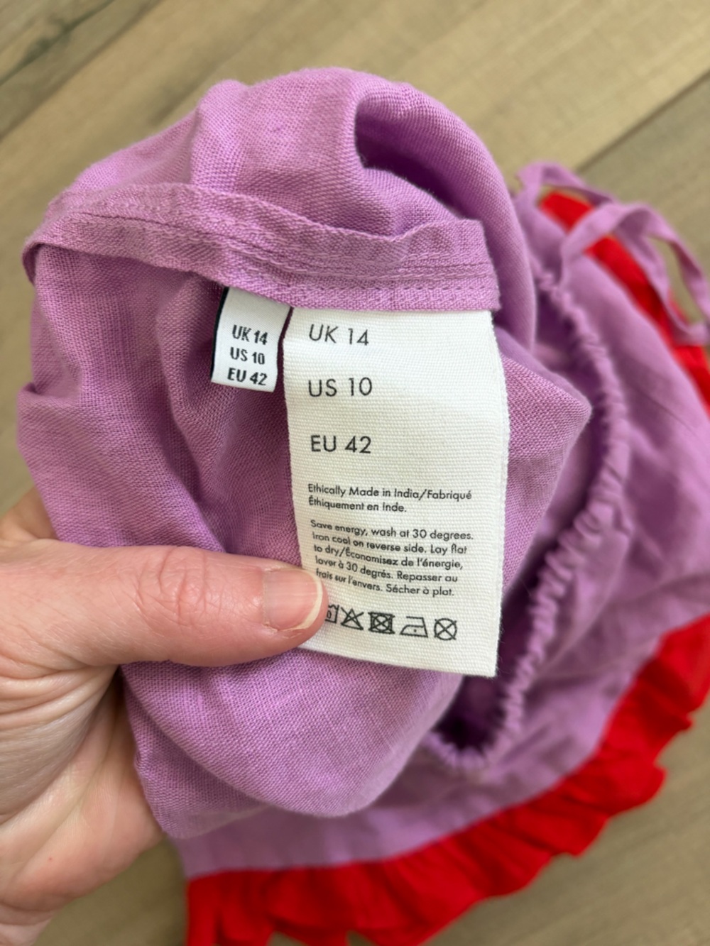 Dora Larsen Free People Lavender Red Ruffle Pull On Linen Organic Cotton Shorts - Picture 7 of 11